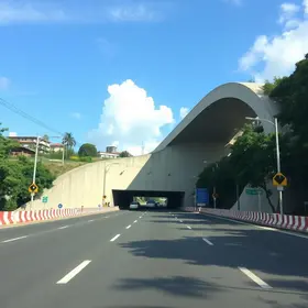 túnel entre as avenidas Independência e Vargas